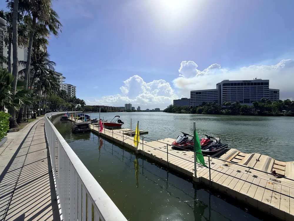 5077 NW 7th Street #914 Miami, FL 33126