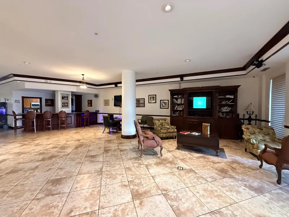 5077 NW 7th Street #914 Miami, FL 33126