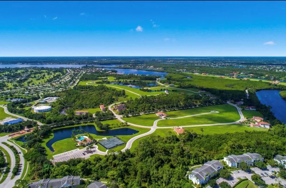 163 SE Via Lago Garda Port St. Lucie, FL 34952