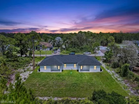 928 Hepburn Avenue
