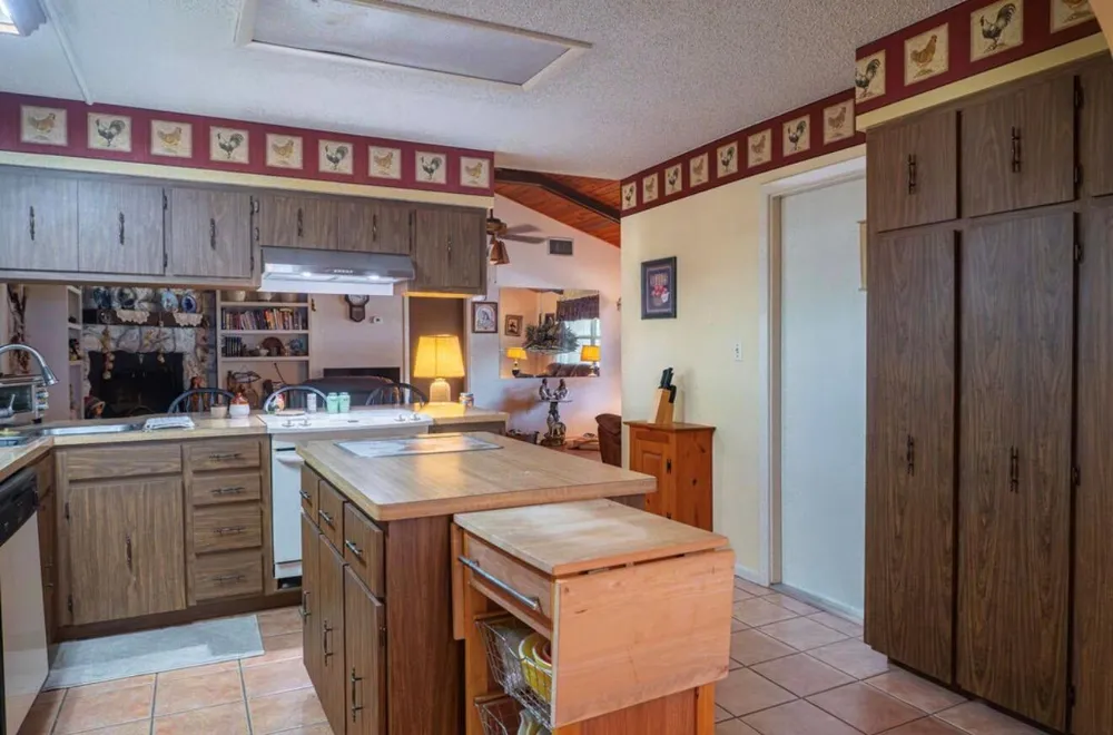 1864 SW 24th Avenue Okeechobee, FL 34974