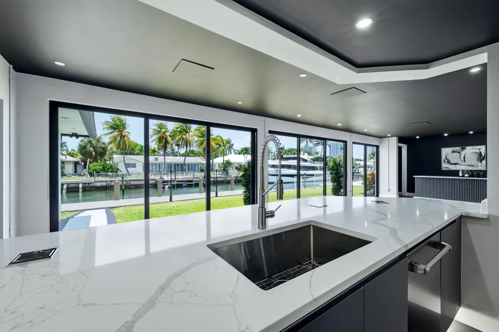 1170 Fairview Lane Singer Island, FL 33404