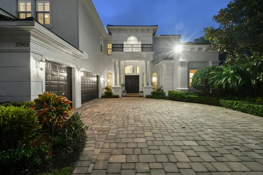 13965 Willow Cay Drive Juno Beach, FL 33408