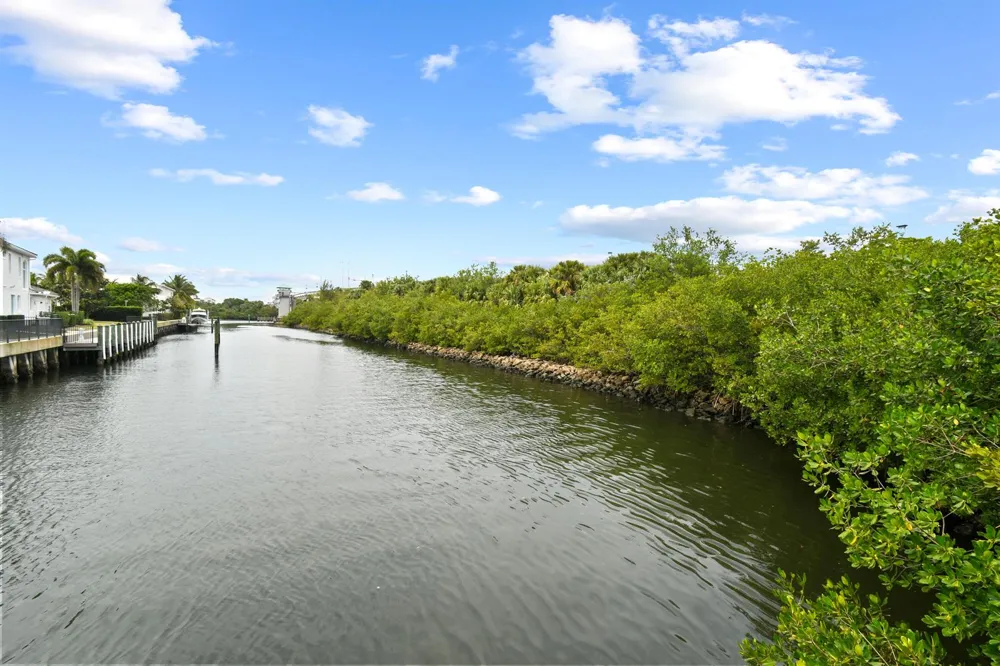 13965 Willow Cay Drive Juno Beach, FL 33408