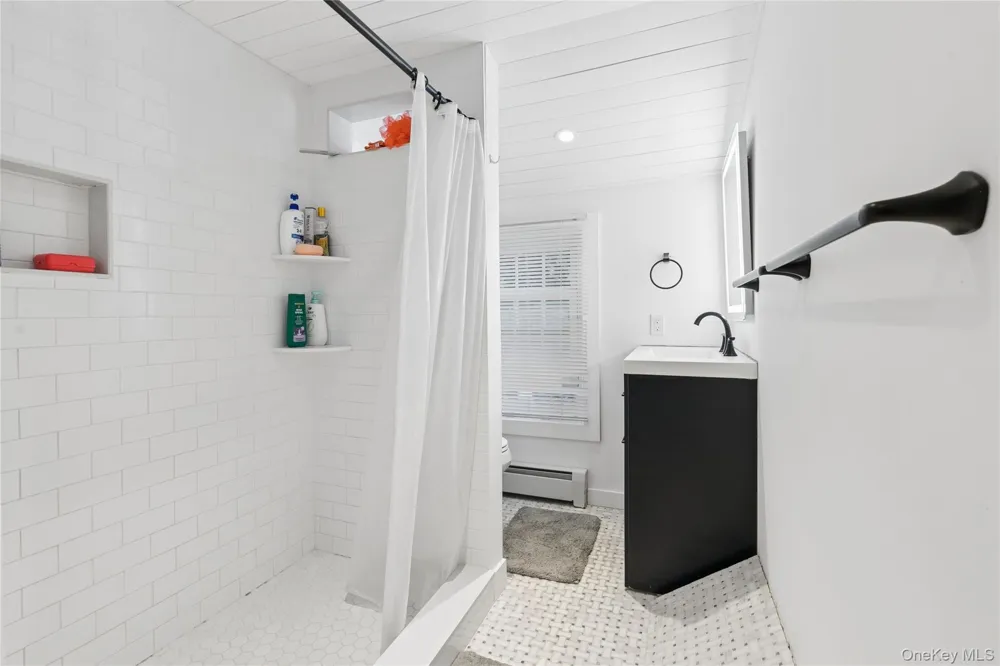 89 S Elroy Drive Montauk, NY 11954