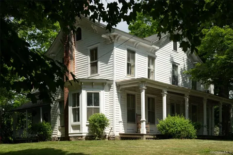 7115 Albany Post Road