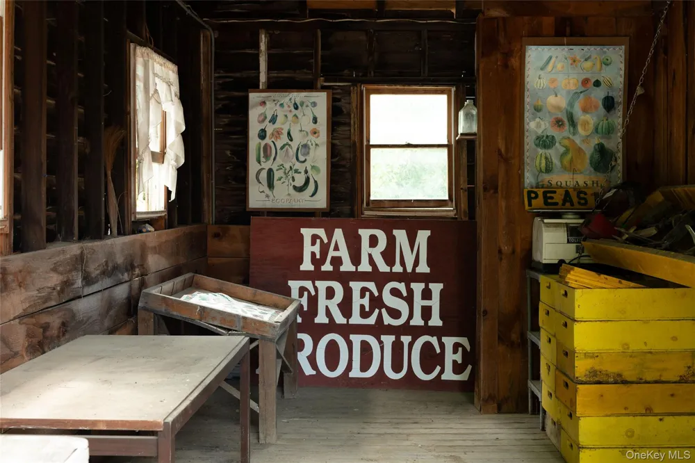 7115 Albany Post Road Rhinebeck, NY 12572