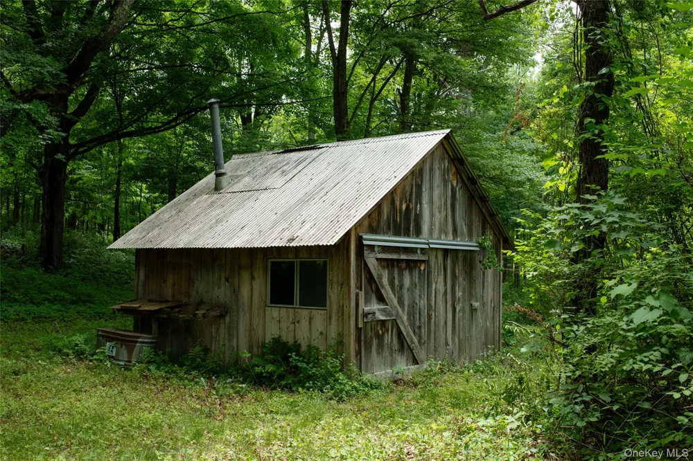 7115 Albany Post Road Rhinebeck, NY 12572