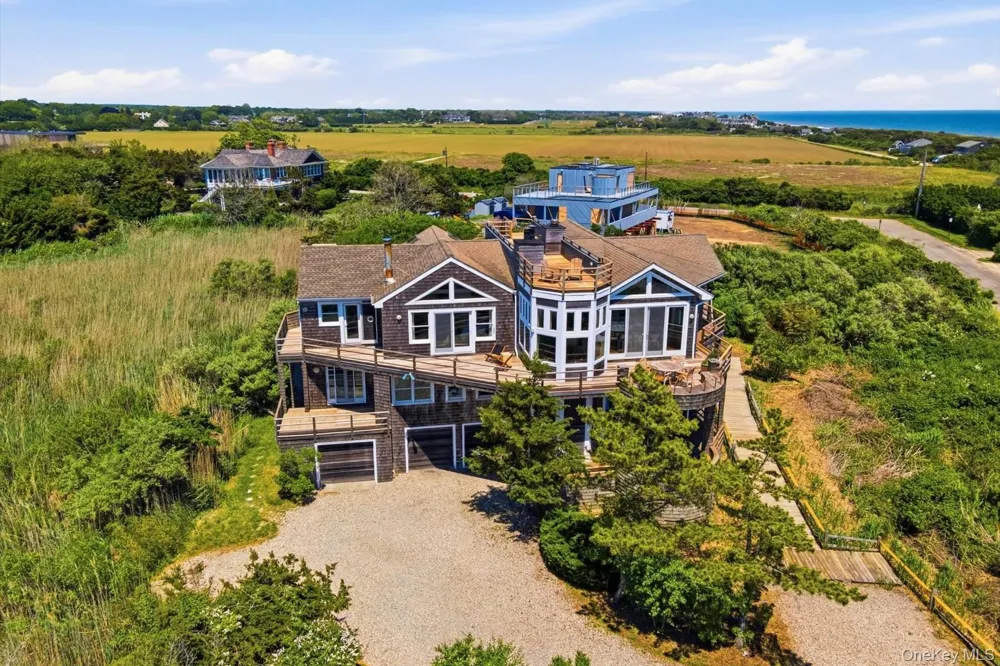 137 Sandune Court Sagaponack, NY 11962