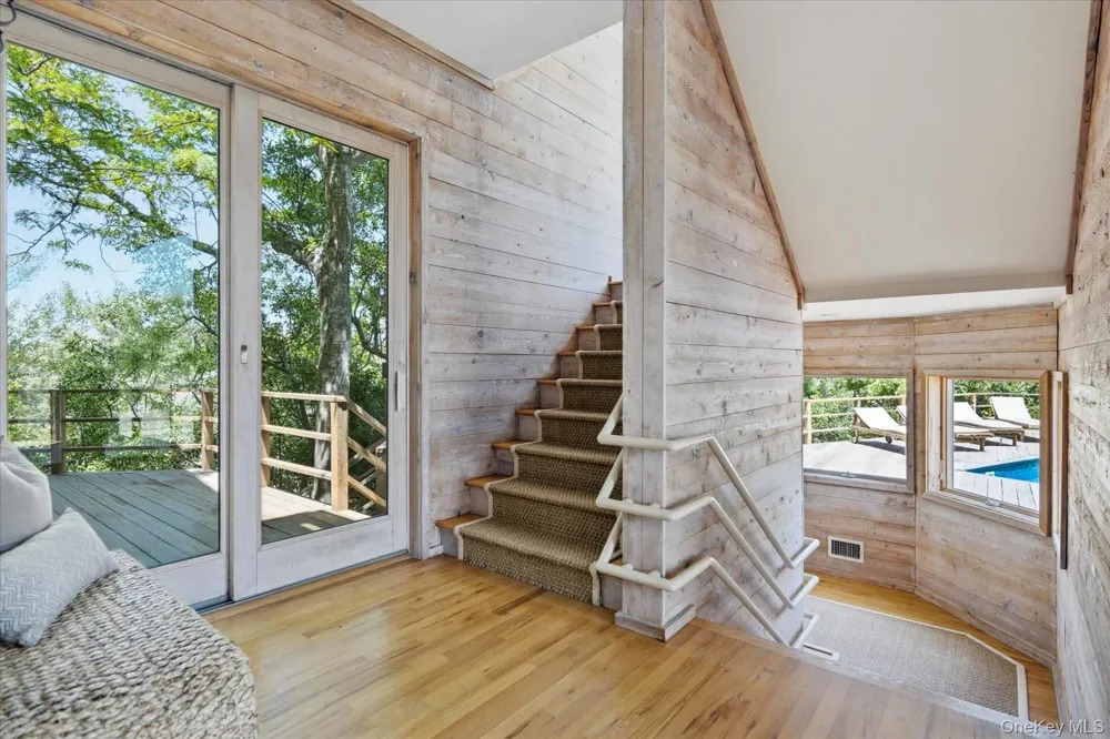 137 Sandune Court Sagaponack, NY 11962