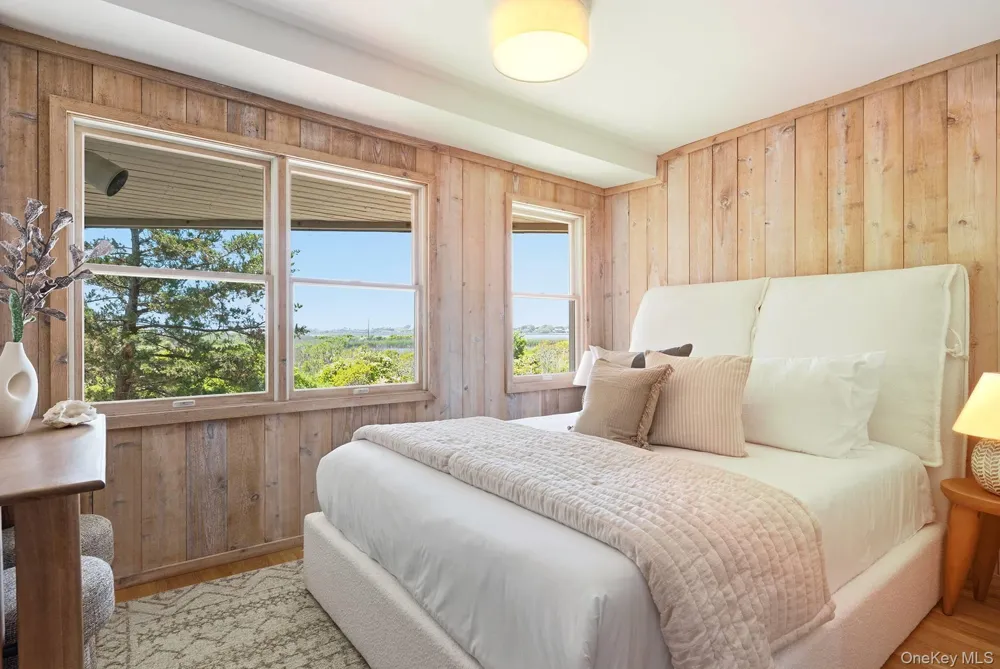 137 Sandune Court Sagaponack, NY 11962