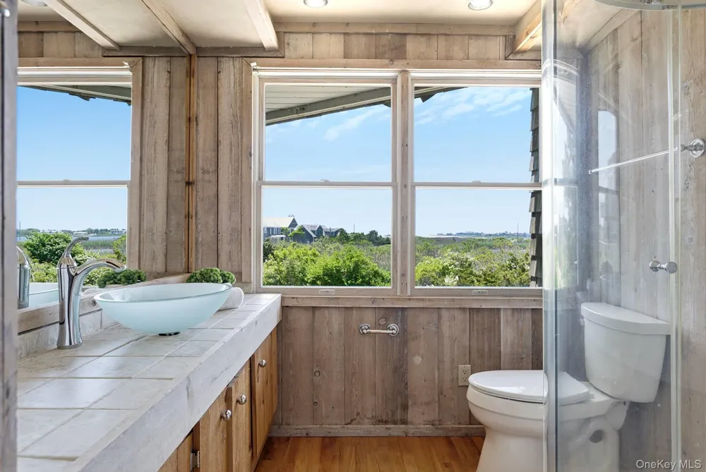 137 Sandune Court Sagaponack, NY 11962