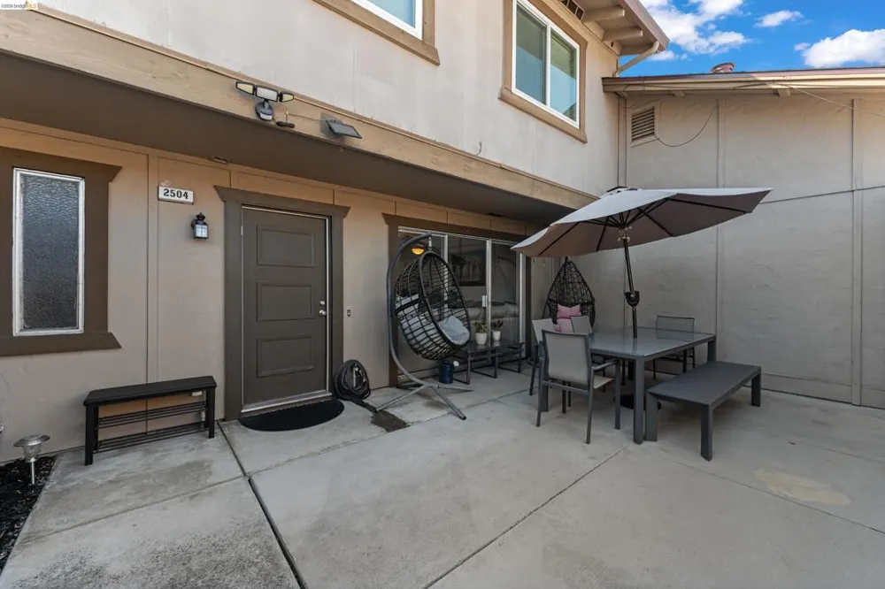 2504 Bishop Ln Antioch, CA 94509