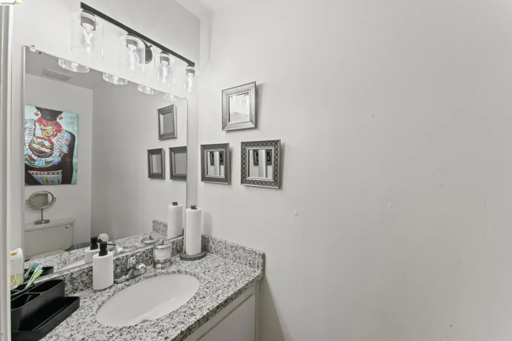 2504 Bishop Ln Antioch, CA 94509
