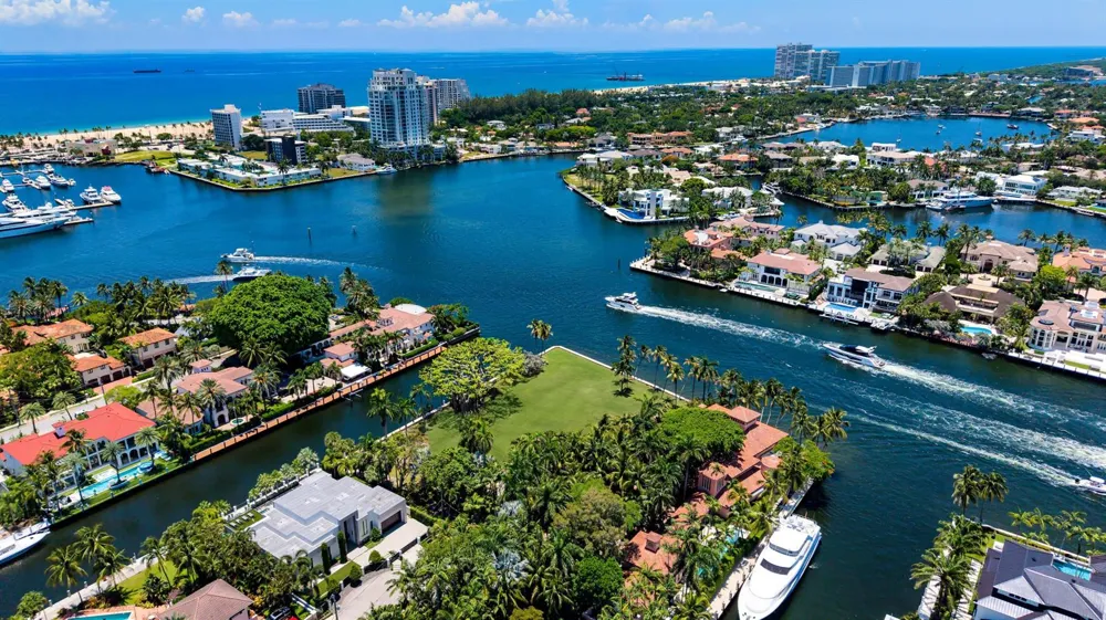 1000 Riviera Isle Drive Fort Lauderdale, FL 33301
