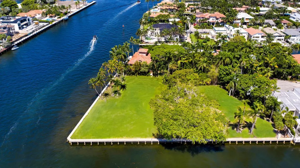 1000 Riviera Isle Drive Fort Lauderdale, FL 33301