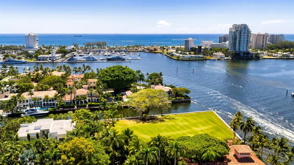 1000 Riviera Isle Drive Fort Lauderdale, FL 33301