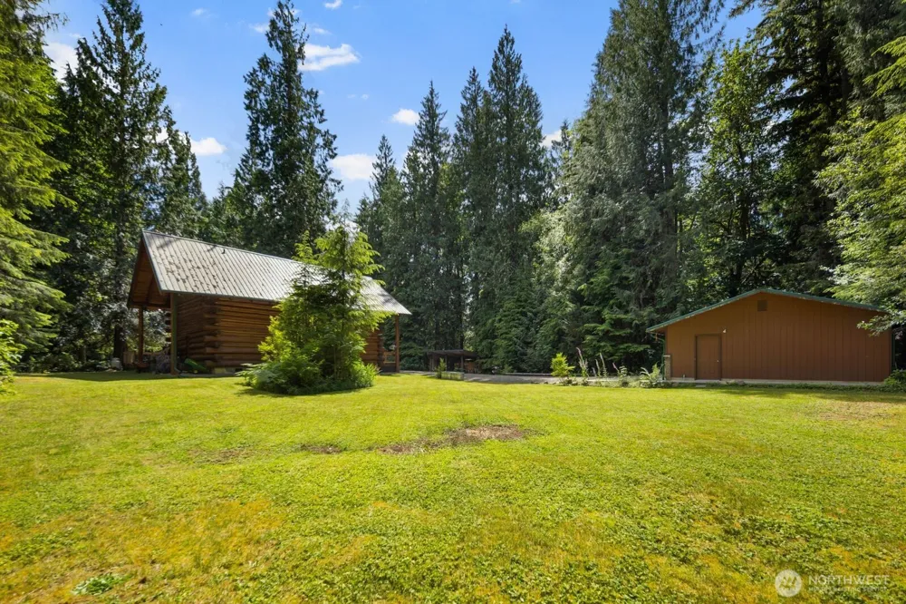 129 Lake Roesiger Road Snohomish, WA 98290