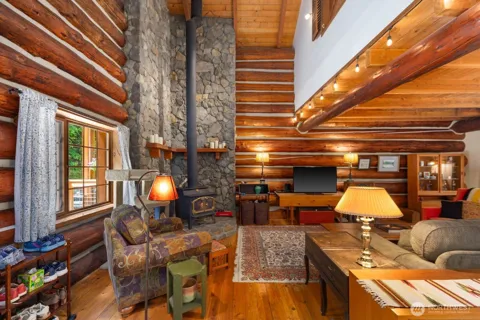 129 Lake Roesiger Road