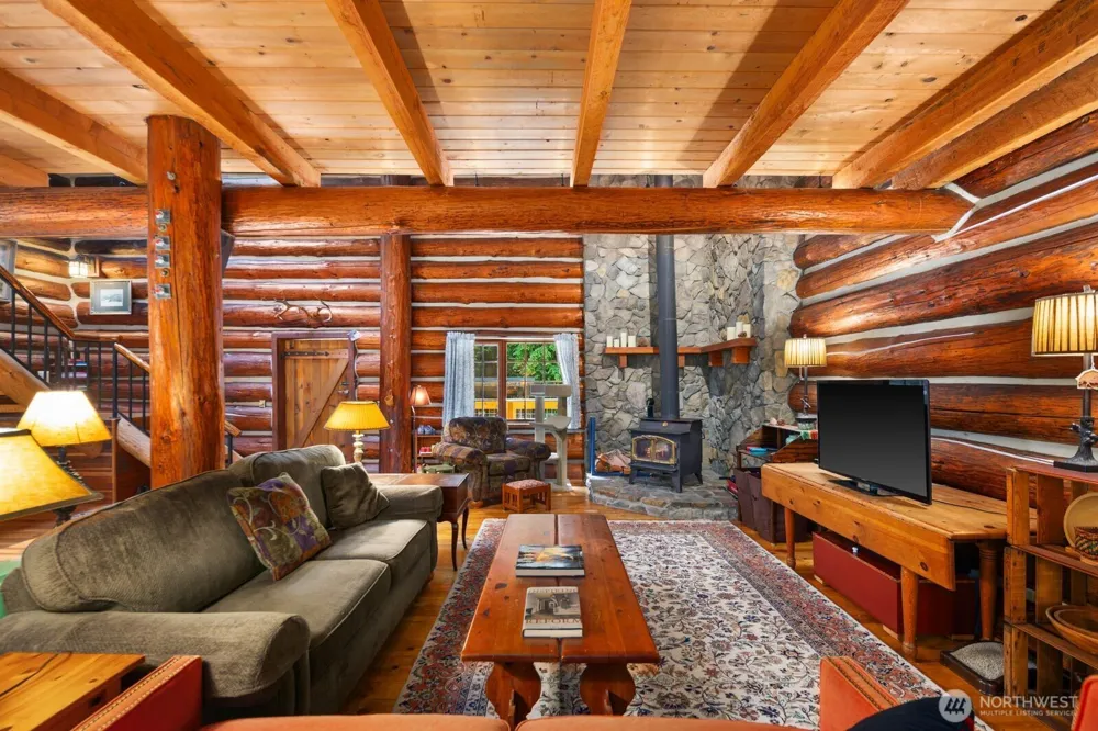 129 Lake Roesiger Road Snohomish, WA 98290