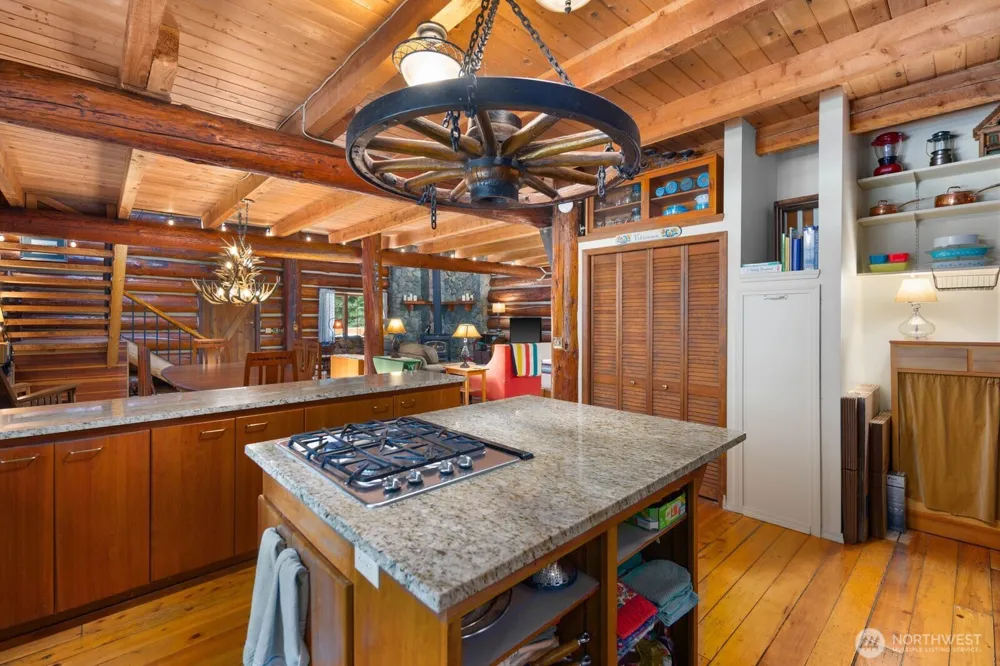 129 Lake Roesiger Road Snohomish, WA 98290