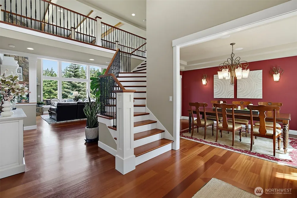6402 Fairway Place SE Snoqualmie, WA 98065