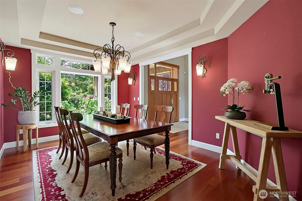 6402 Fairway Place SE Snoqualmie, WA 98065
