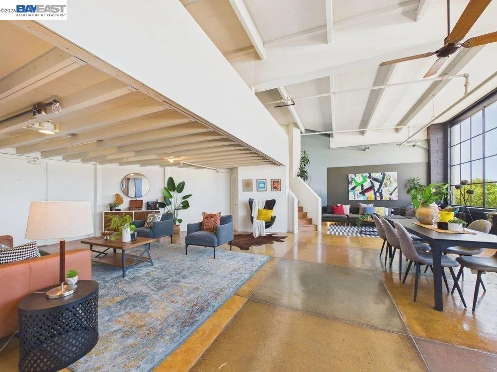 4053 Harlan St #315 Emeryville, CA 94608