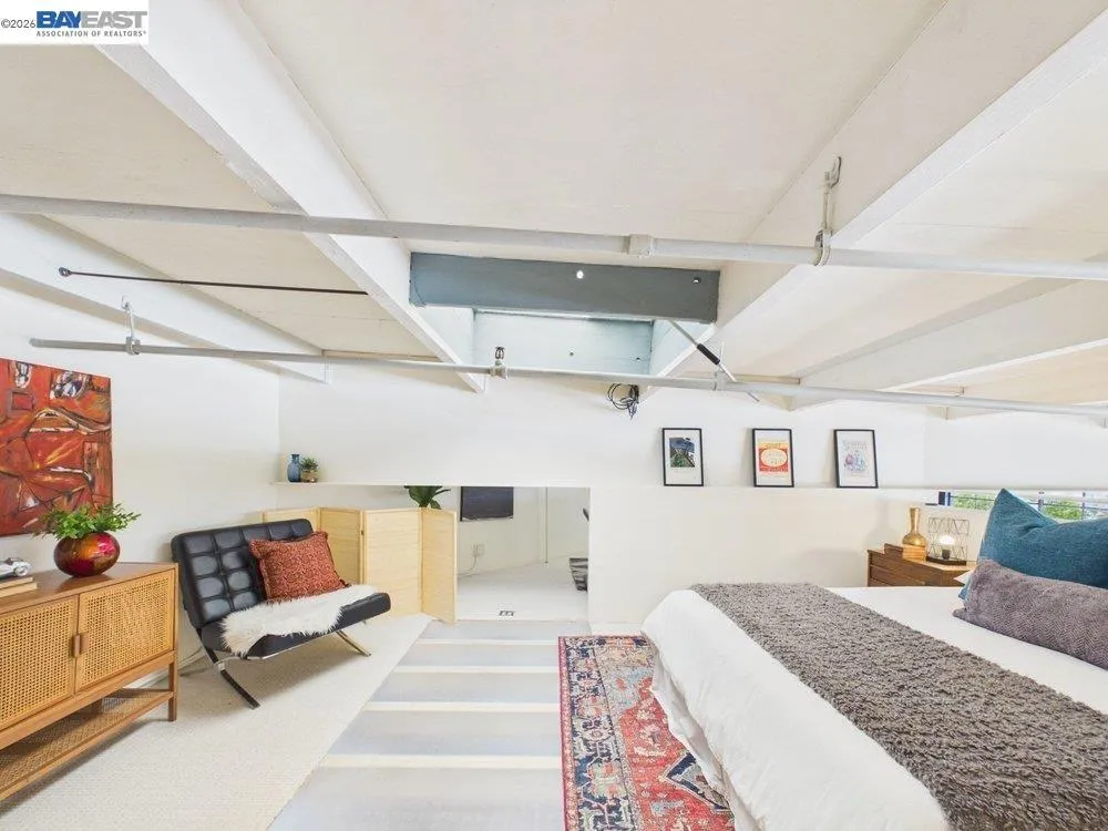 4053 Harlan St #315 Emeryville, CA 94608