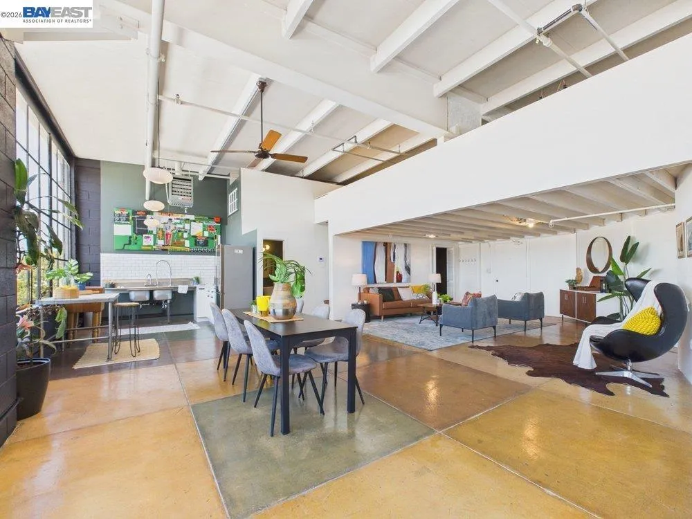 4053 Harlan St #315 Emeryville, CA 94608