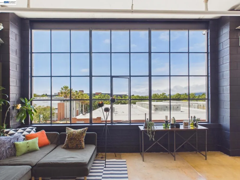 4053 Harlan St #315 Emeryville, CA 94608