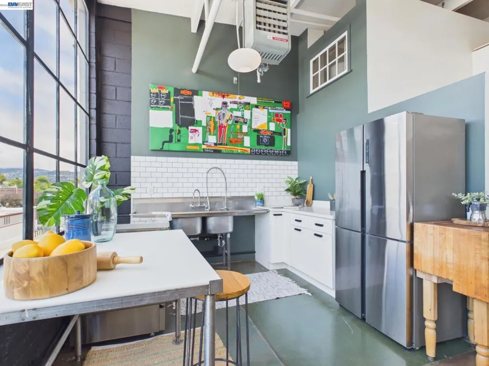 4053 Harlan St #315 Emeryville, CA 94608