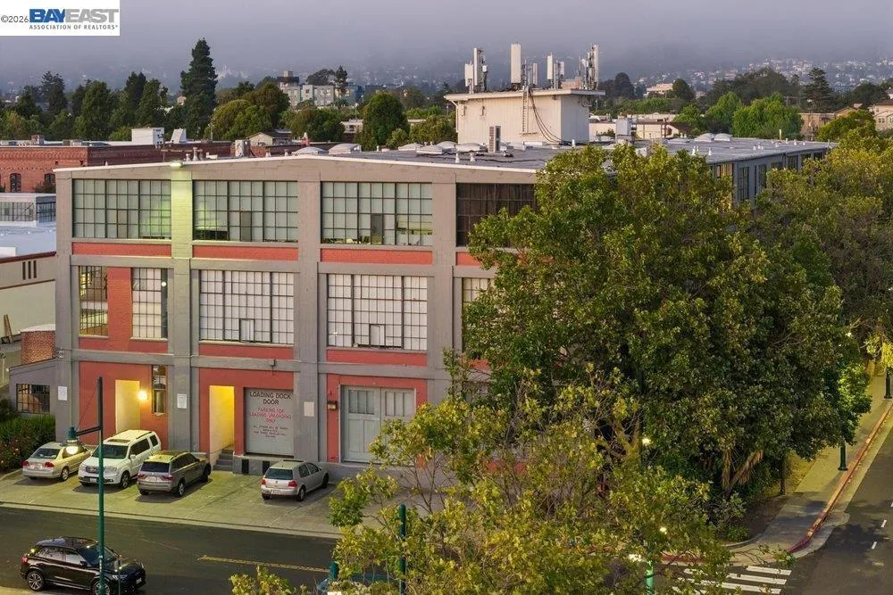 4053 Harlan St #315 Emeryville, CA 94608