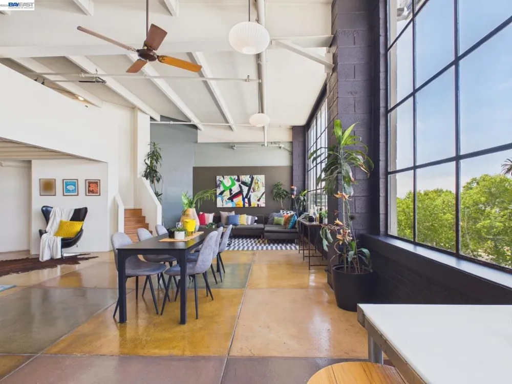 4053 Harlan St #315 Emeryville, CA 94608