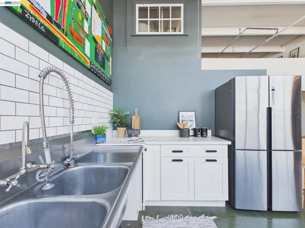 4053 Harlan St #315 Emeryville, CA 94608