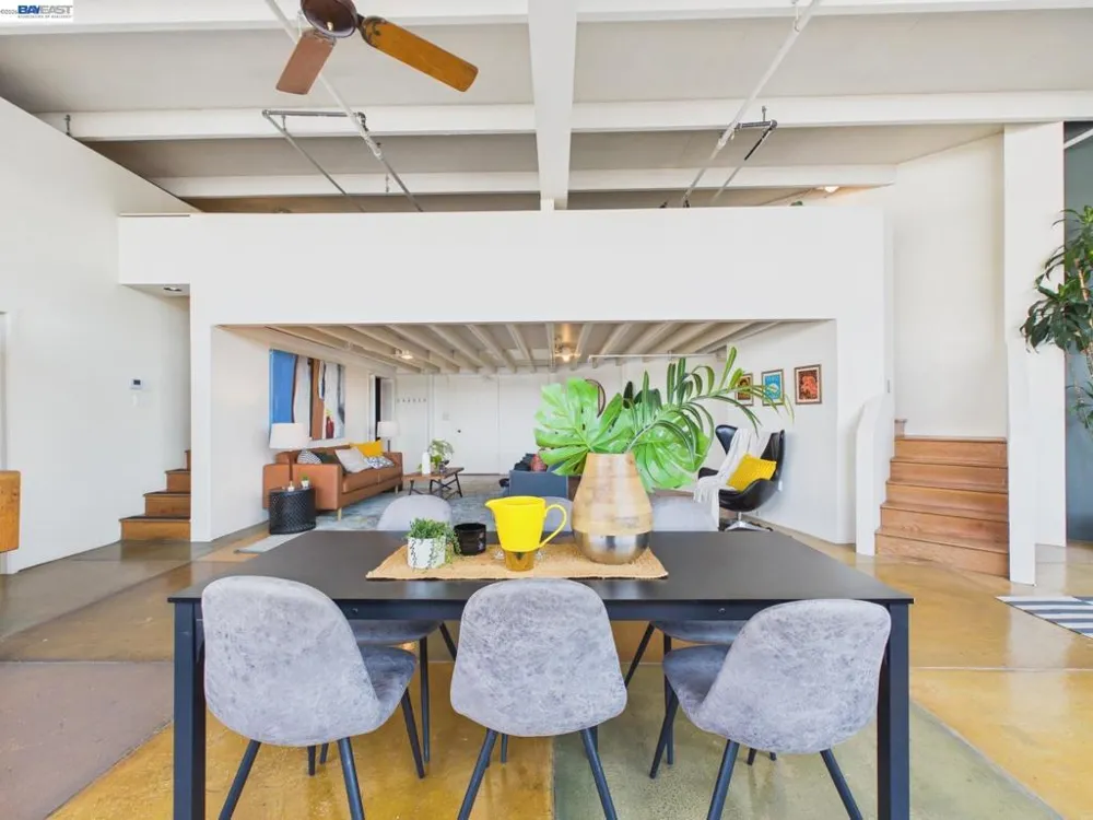 4053 Harlan St #315 Emeryville, CA 94608
