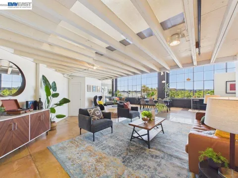 4053 Harlan St #315
