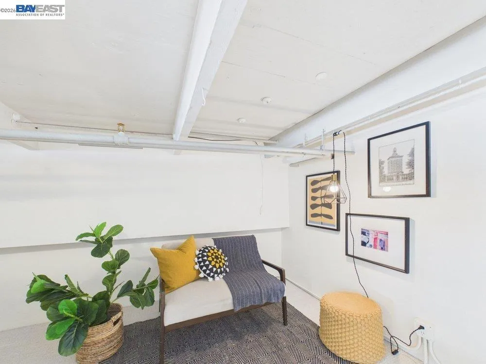4053 Harlan St #315 Emeryville, CA 94608