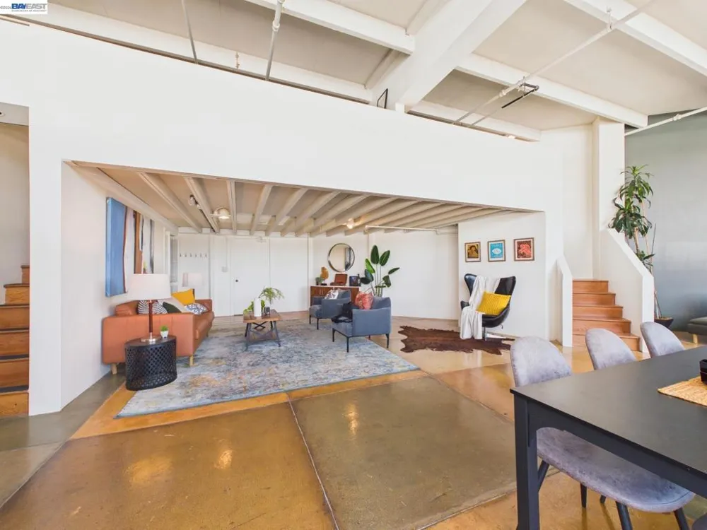 4053 Harlan St #315 Emeryville, CA 94608