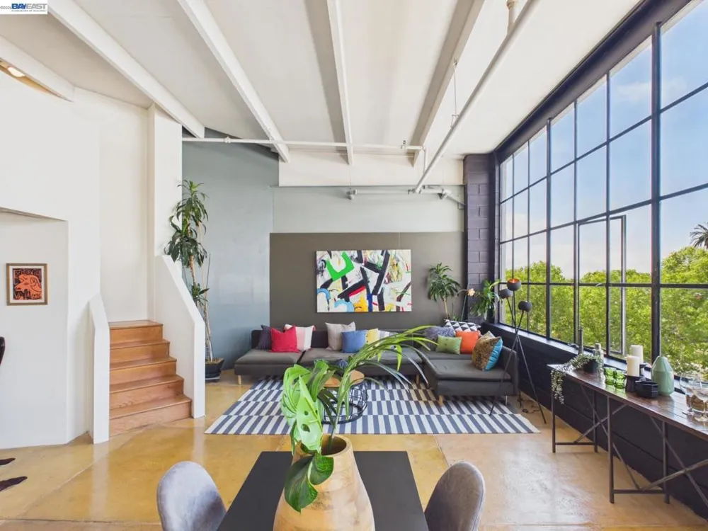 4053 Harlan St #315 Emeryville, CA 94608