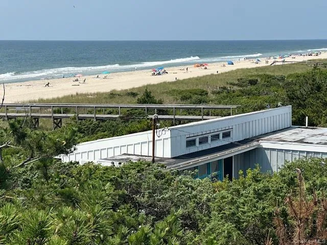 54 Lewis Walk Cherry Grove, NY 11782