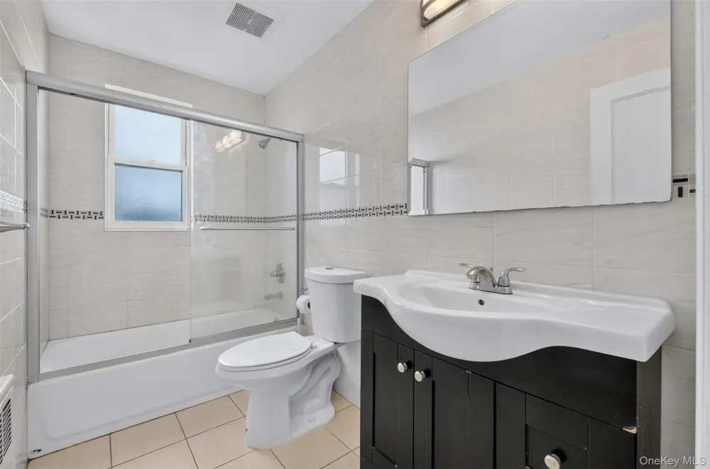 4084 Denman Street Elmhurst, NY 11373