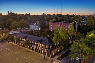 2332 E Cherry Street Seattle, WA 98122