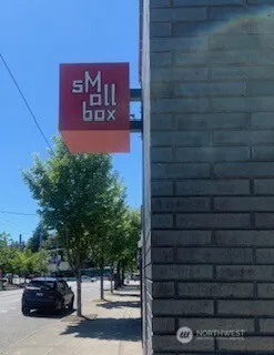 2332 E Cherry Street Seattle, WA 98122