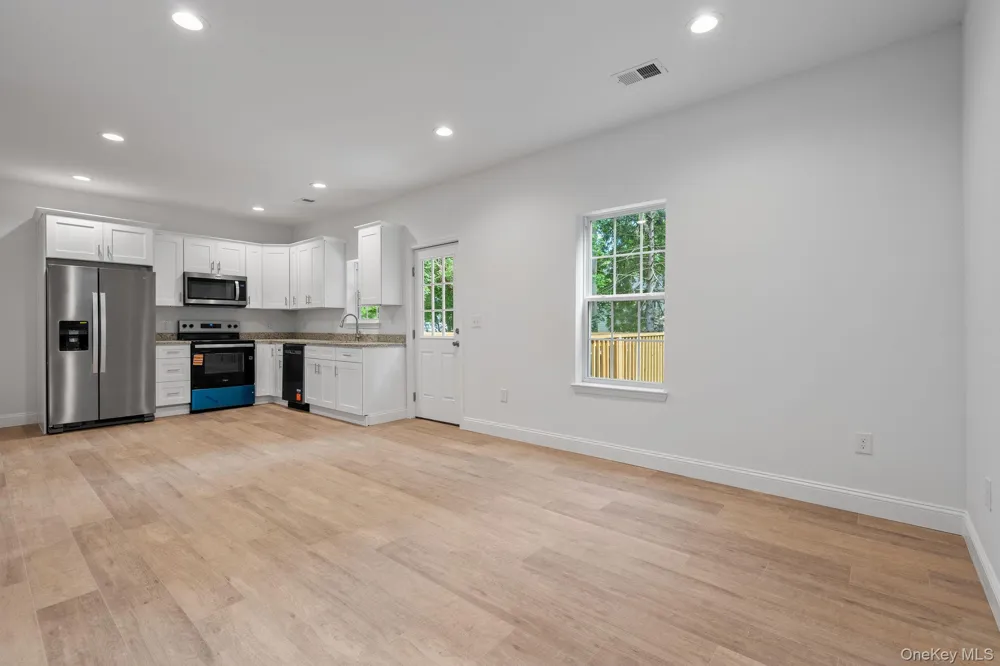 7 Lafayette Street Walden, NY 12586