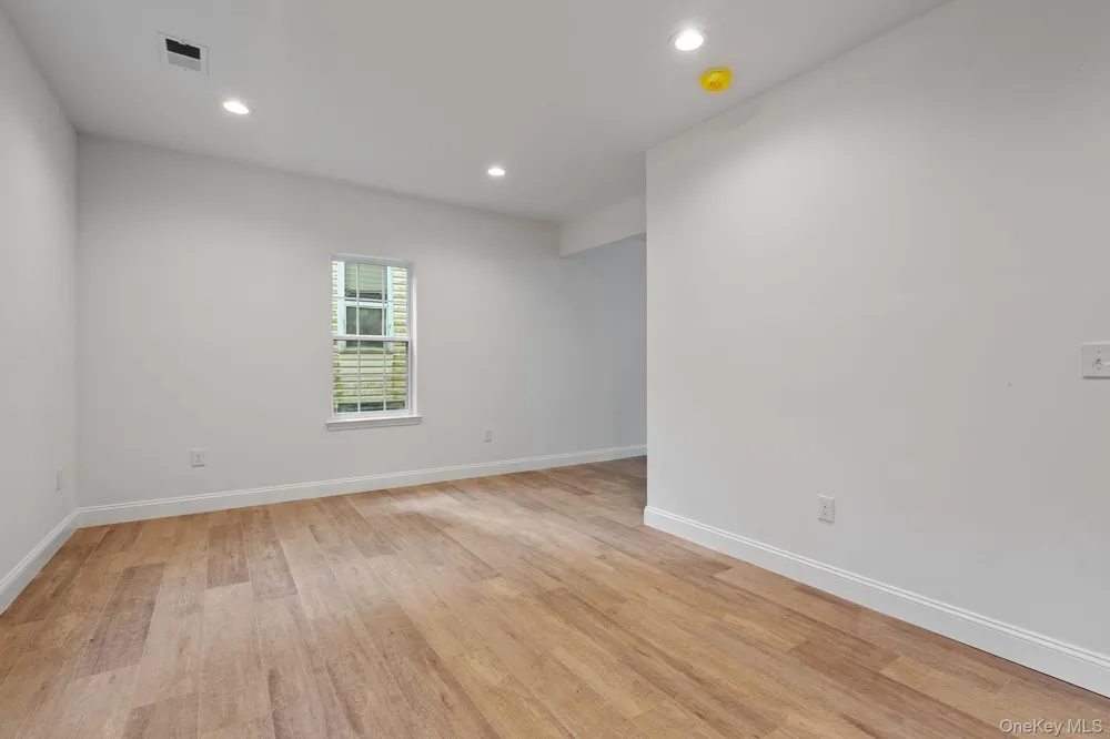 7 Lafayette Street Walden, NY 12586