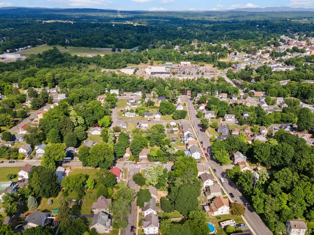 7 Lafayette Street Walden, NY 12586