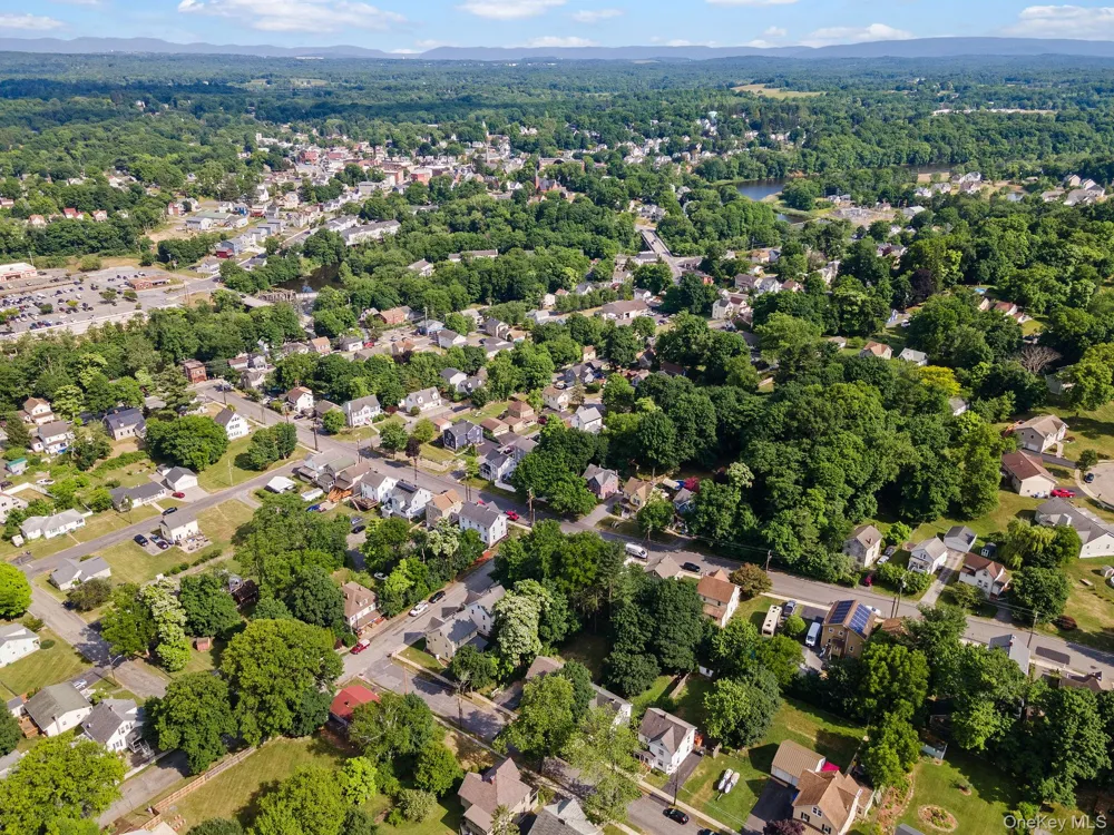 7 Lafayette Street Walden, NY 12586