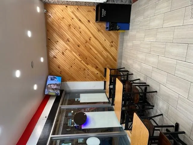 9402 Jamaica Avenue Woodhaven, NY 11421