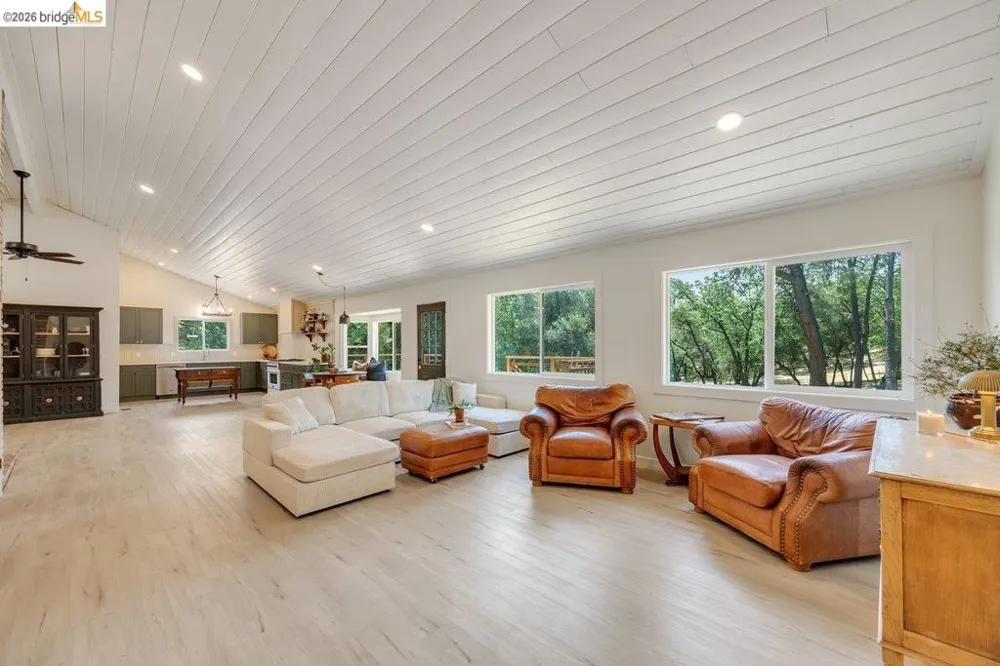 15311 Curtis Cir Sonora, CA 95370